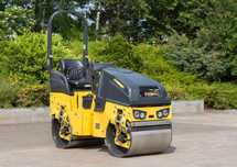 Inchiriez cilindru compactor