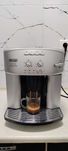 Espressor Automat DeLonghi Caffe Venezia ESAM2200.S cu Cafea Boabe