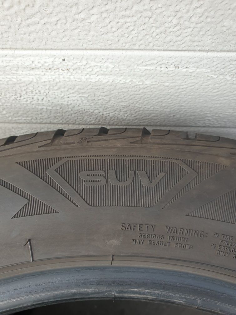 Зимни гуми 2 броя GOODYEAR UltraGrip Suv 255 50 R20 дот 4221