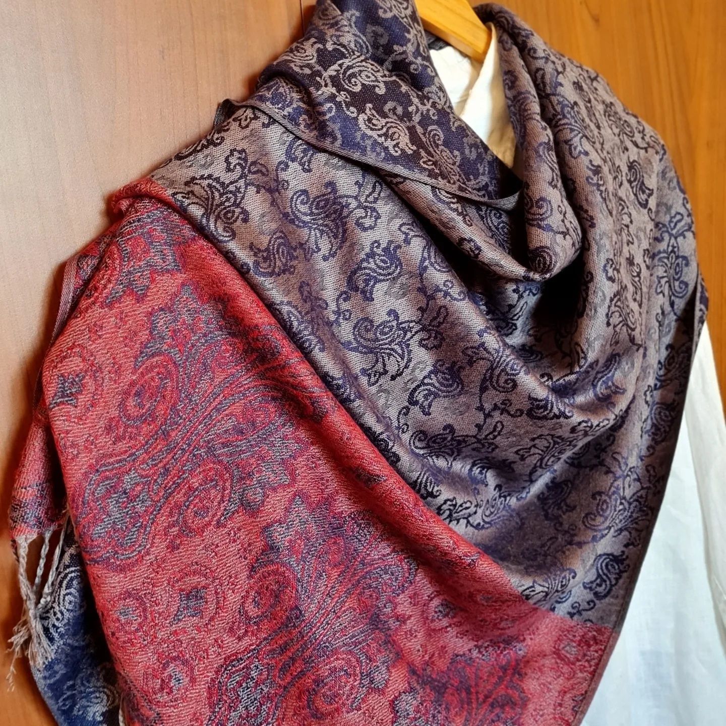 Saluri esarfe din casmir/ cashmir/ Pashmina +matase doua fete ca noi