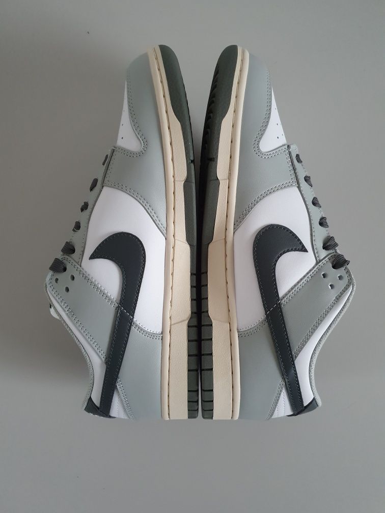 Nike Dunk Light Smoke Grey