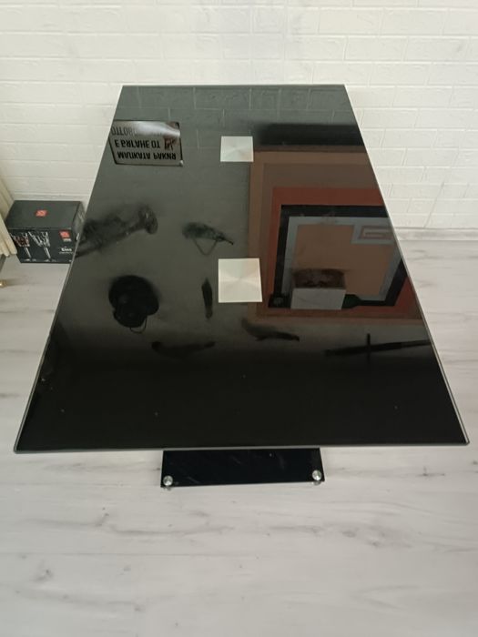 Стъклена трапезна маса 120/80