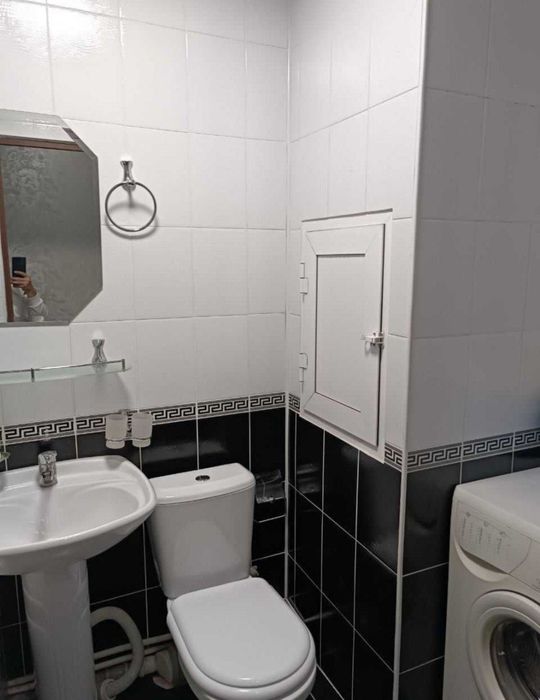 1/2/4  мега планет аренда  с 1 декабря освободится