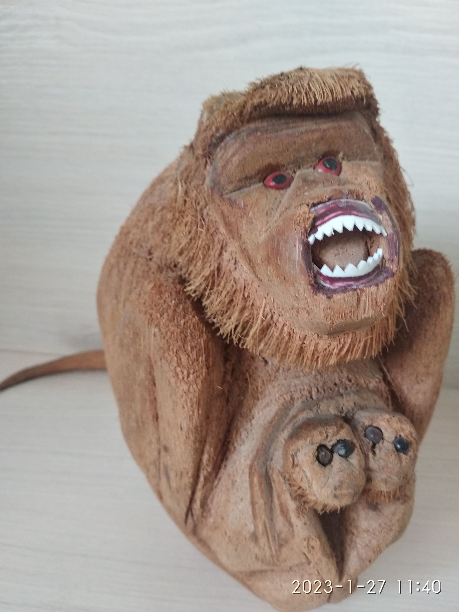 Сувенирная обезьянка из натурального кокоса. Ручная работа.