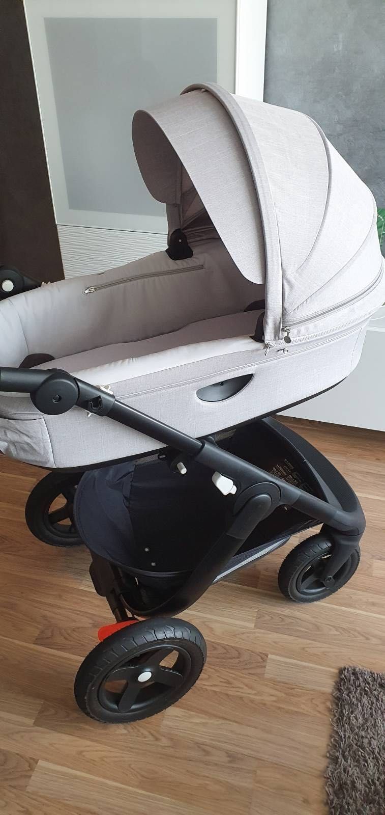 Детска количка Stokke