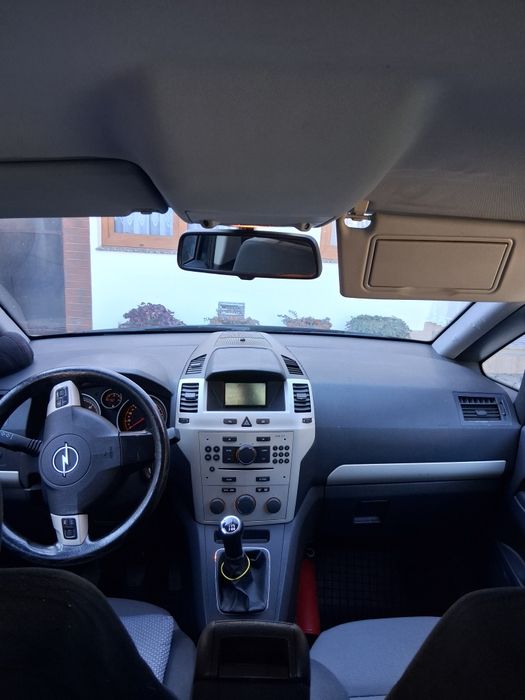 Opel Zafira 1.9 CDTI, an 2009 – foarte întreținută, fără probleme