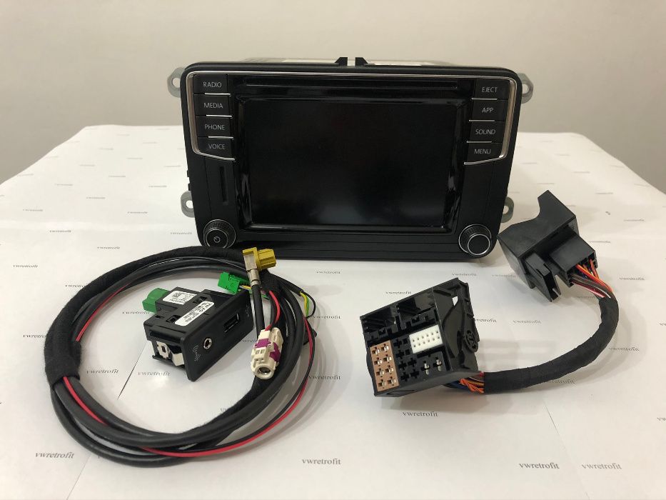 Navigatie Carplay Android Auto VW Passat B7 Golf 6 MIB2 PQ Jetta SEAT