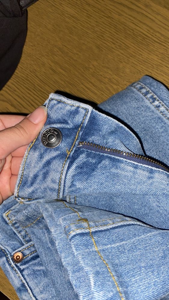 Сини дънки от H&M,50лв
