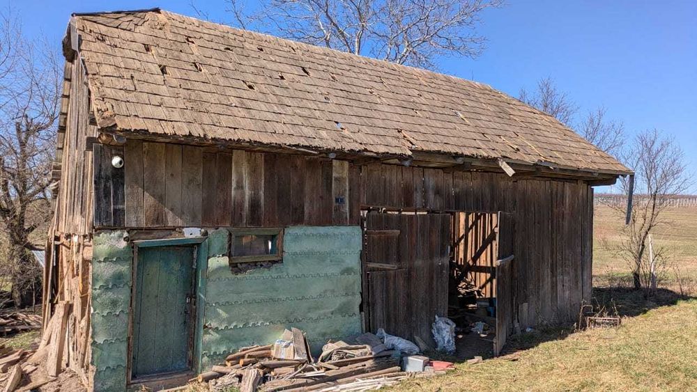 Lemn pentru constructii + lemn de foc - grinzi brad, sura demontata