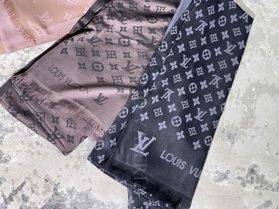 Esarfa/Sal Louis Vuitton  2 fetze