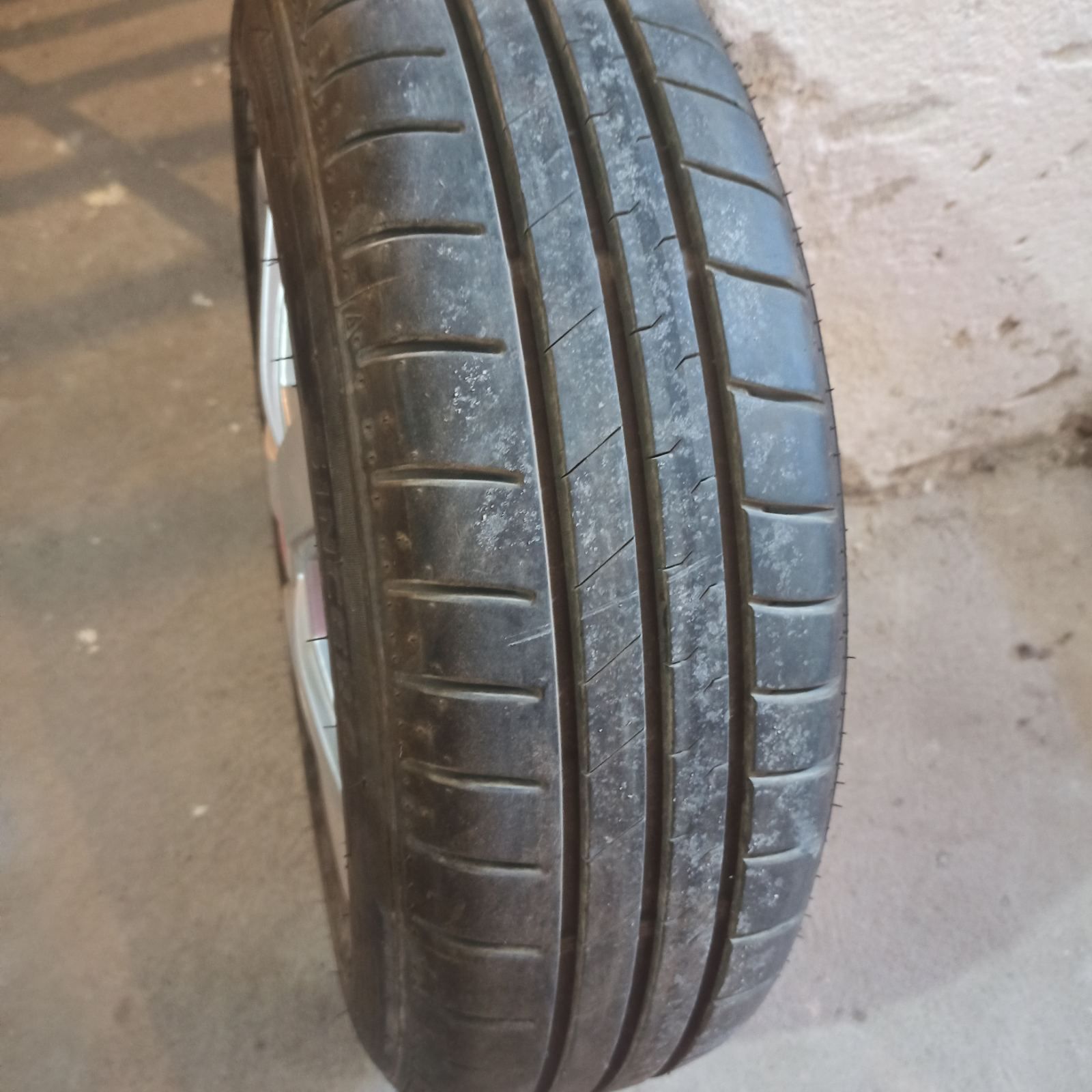 ДЖАНТИ с гуми ФИАТ 14"
