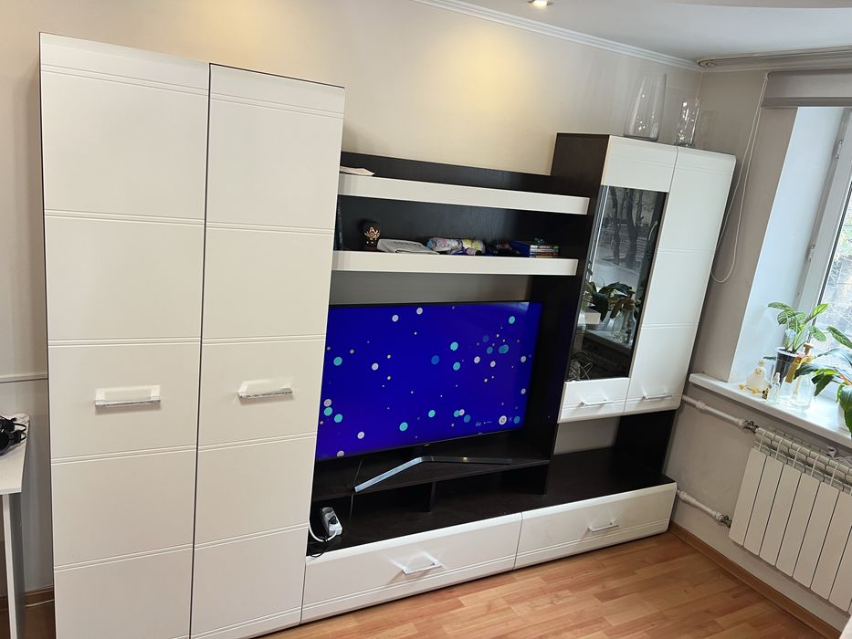 Стенка в отличном состоянии брали год назад в euromebel