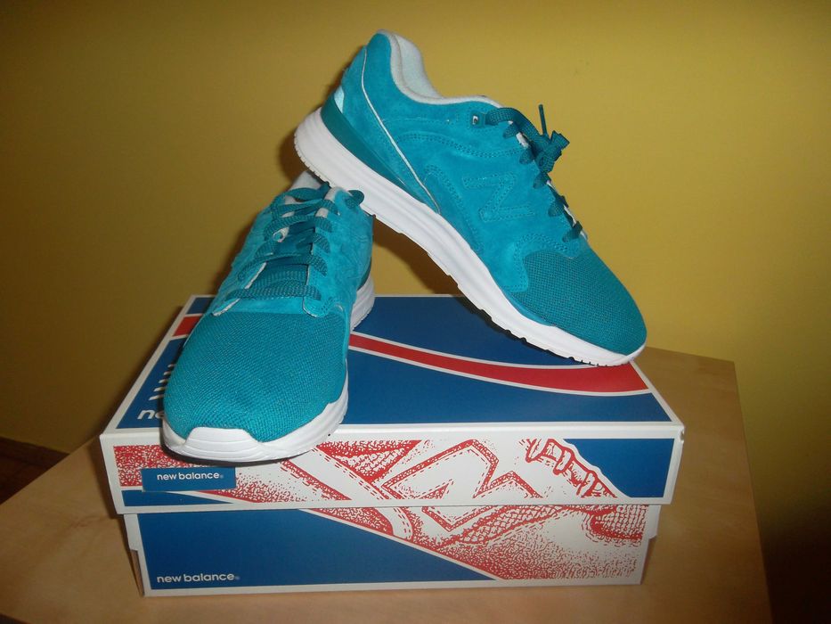 Adidasi New Balance ML1550CB marimea 40.5 -LICHIDARE STOC-