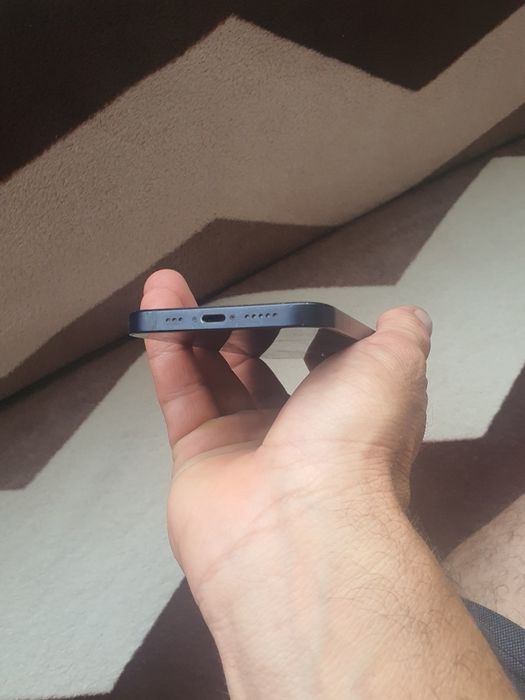 Vând Iphone 12 impecabil