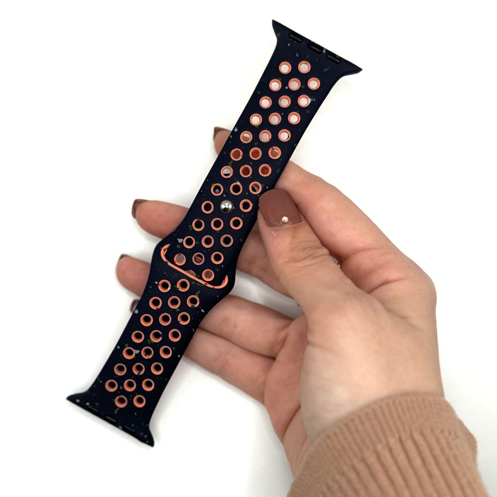 Силиконова каишка с дупки Nike Recycled за Apple Watch