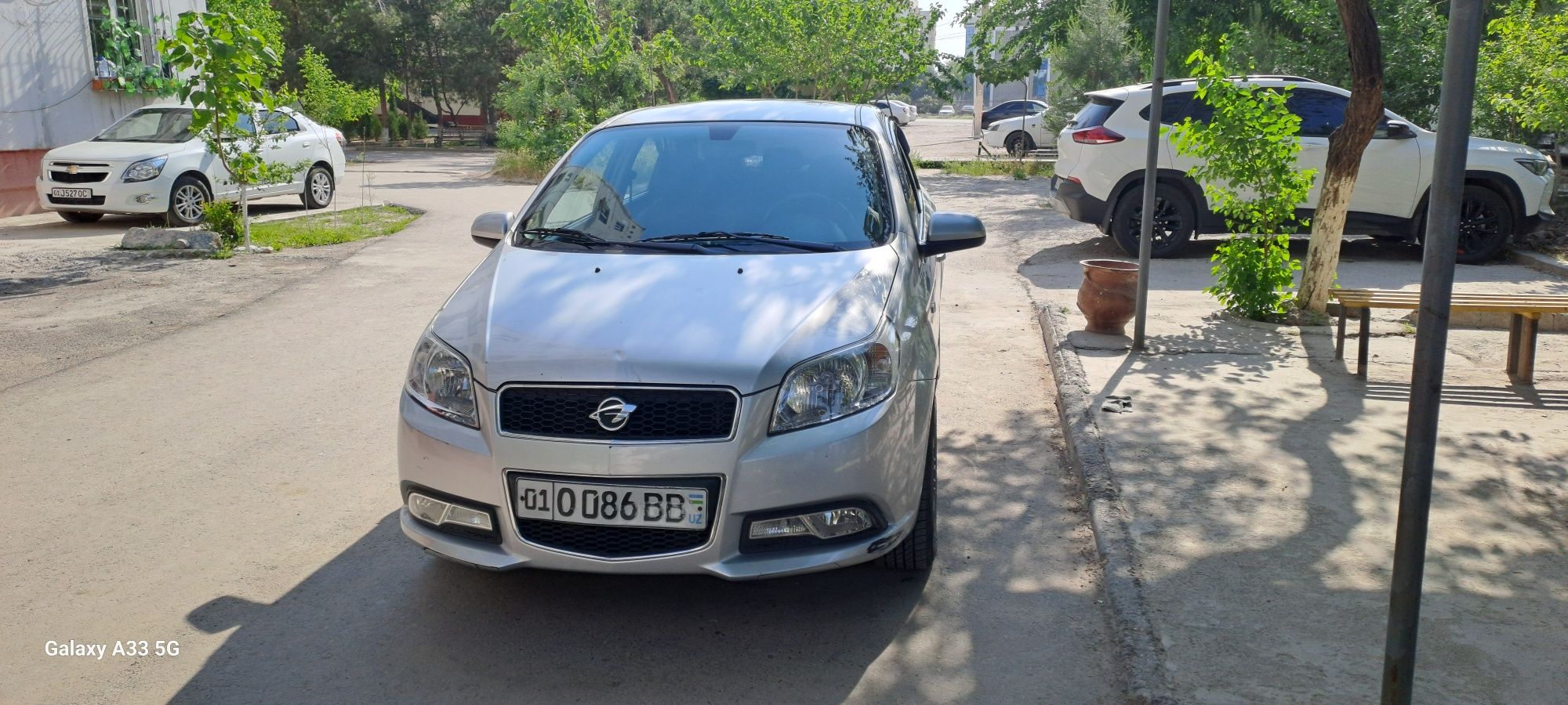 Nexia ravon r3 sotiladi