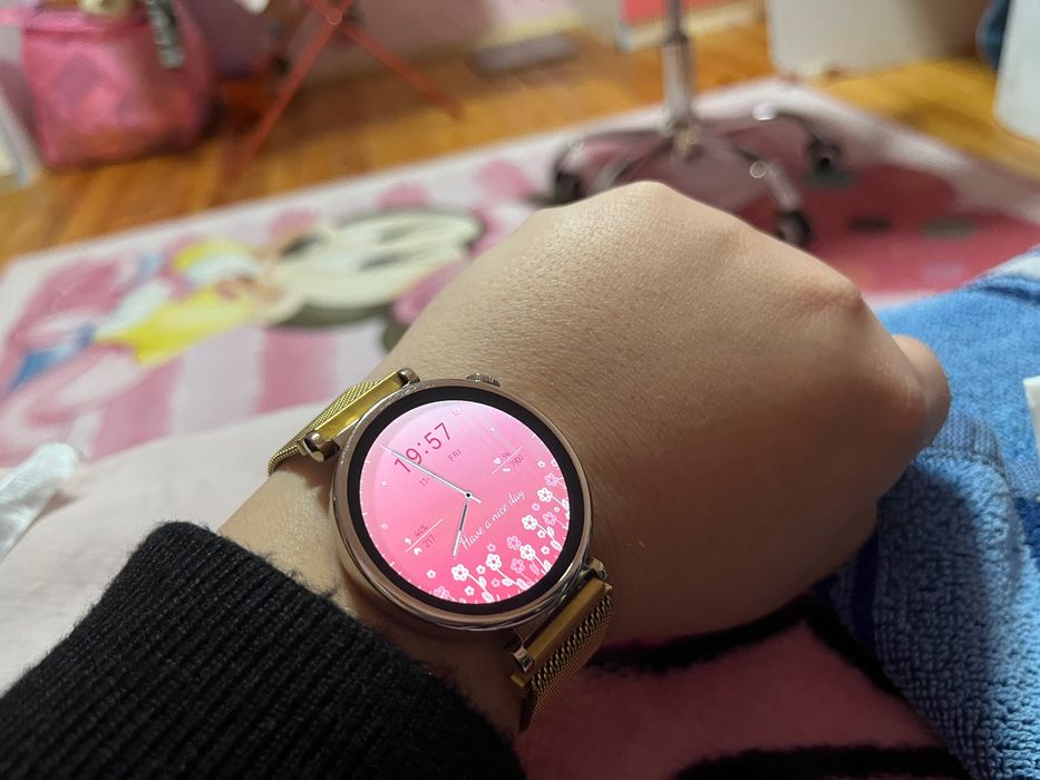 Часовник HUAWEI gt 4