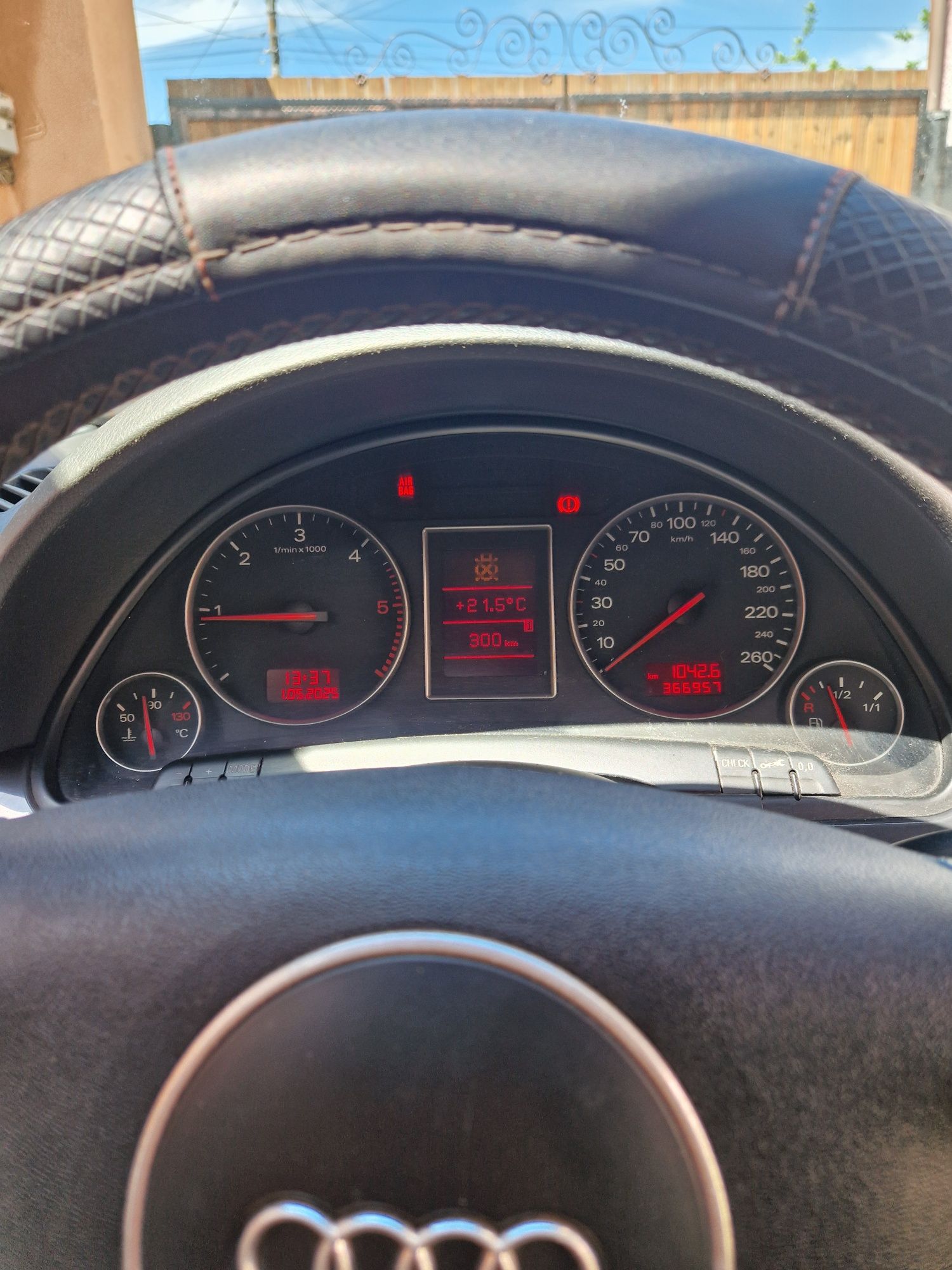 Vând mașină audi a4 b6