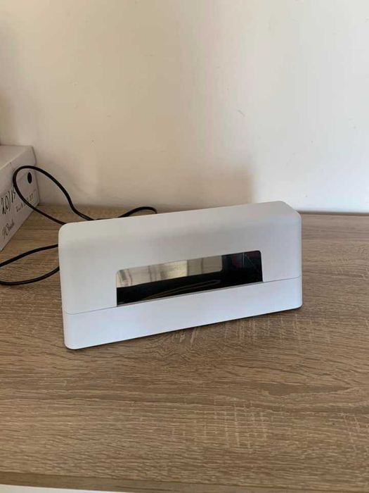 Продавам Лампа за гел лак за нокти , в мн добро състояние - 25.00 лв