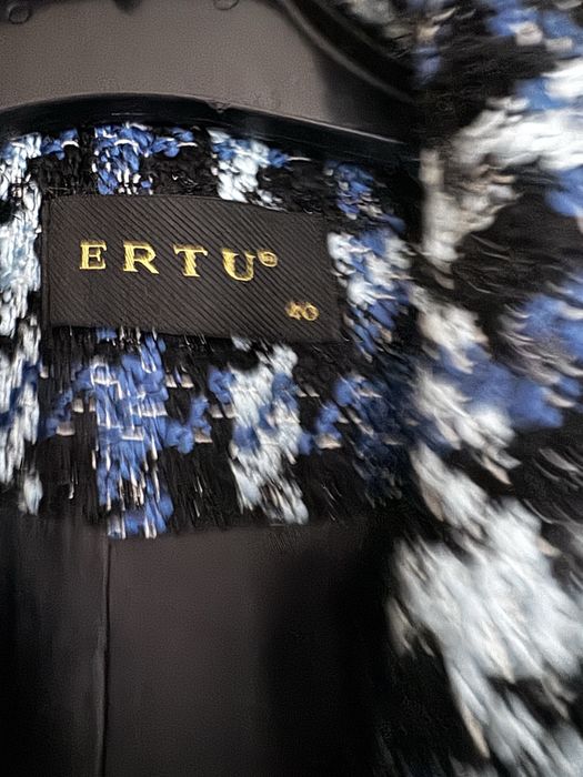 Кариран плътен костюм