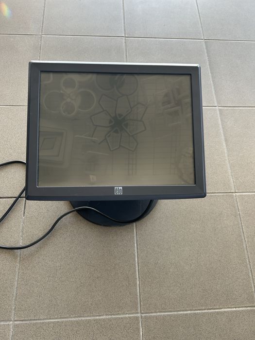 Pos monitor cu touch Elo