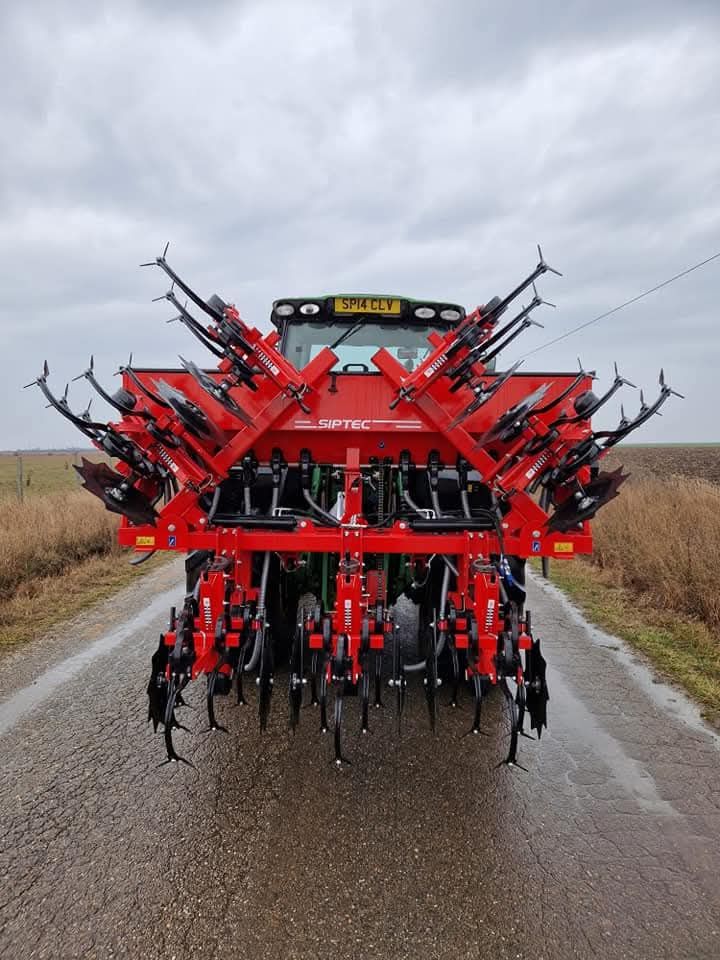 Cultivator rabatabil hidraulic