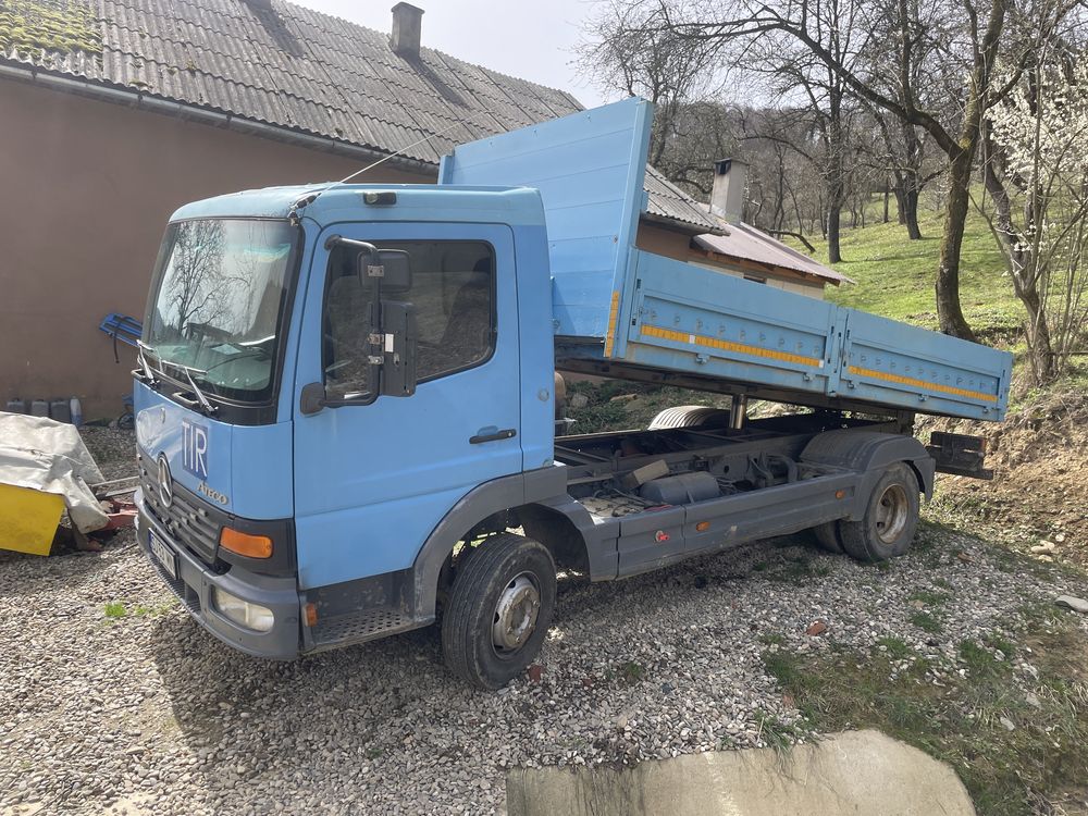 Mercedes Atego basculabil accept variante