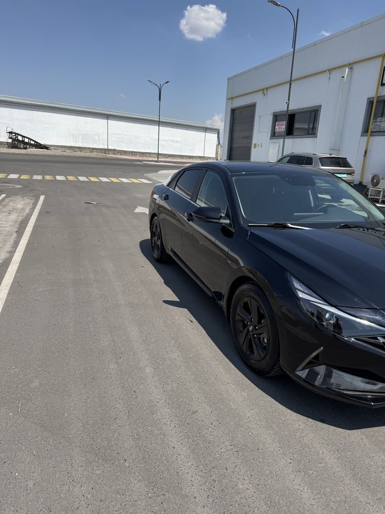 Elantra 2021 yil 2 pozitsa