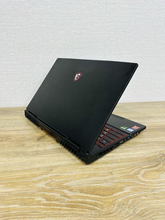 MSI Core i5+GTX1650 Топовый, Мощный, Игровой ноутбук для и игр