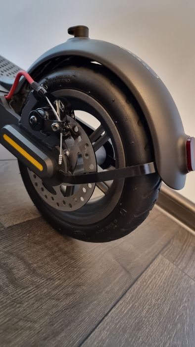 Xiaomi electric scooter PRO (електрическа тротинетка)