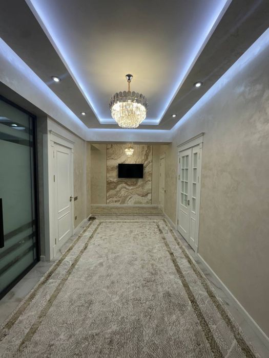 Art housedan 4 xonali dom sotiladi