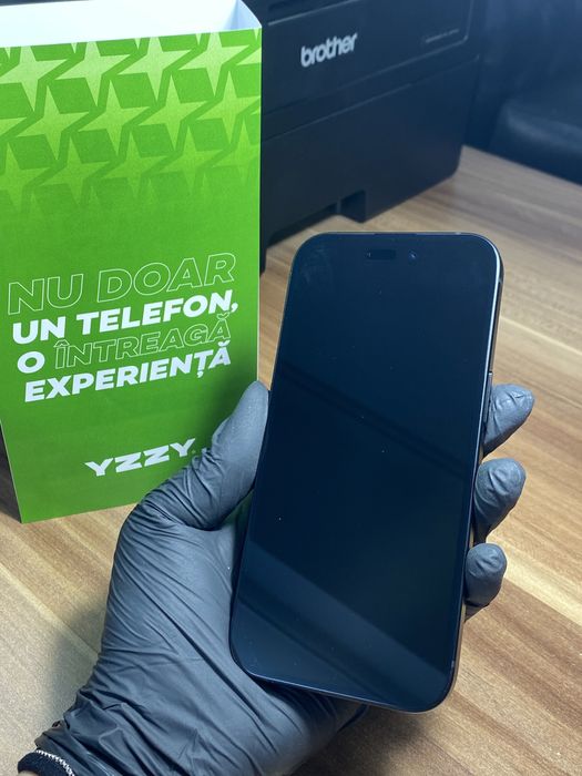 iPhone 15 / 256 GB / Sănătate baterie 100% / Nou desigilat