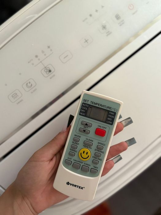 Aparat aer condiționat portabil