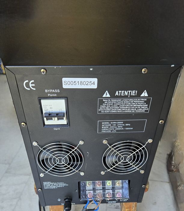 Stabilizator monofazic hibrid de tensiune 20000 VA