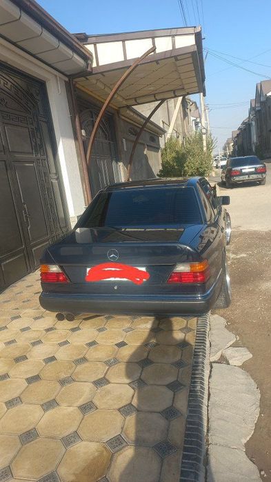 Mersrdesbenz w124