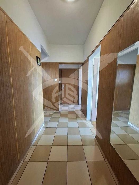 Продава се Тристаен апартамент в София, Надежда 1 - 88 кв.м за 2200 €/кв.м - Снимка #8