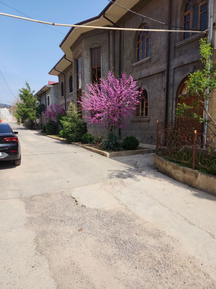 Srochna sotiladi! Olmazor tumani Oximbaboyevda 4 sotix yer sotiladi.