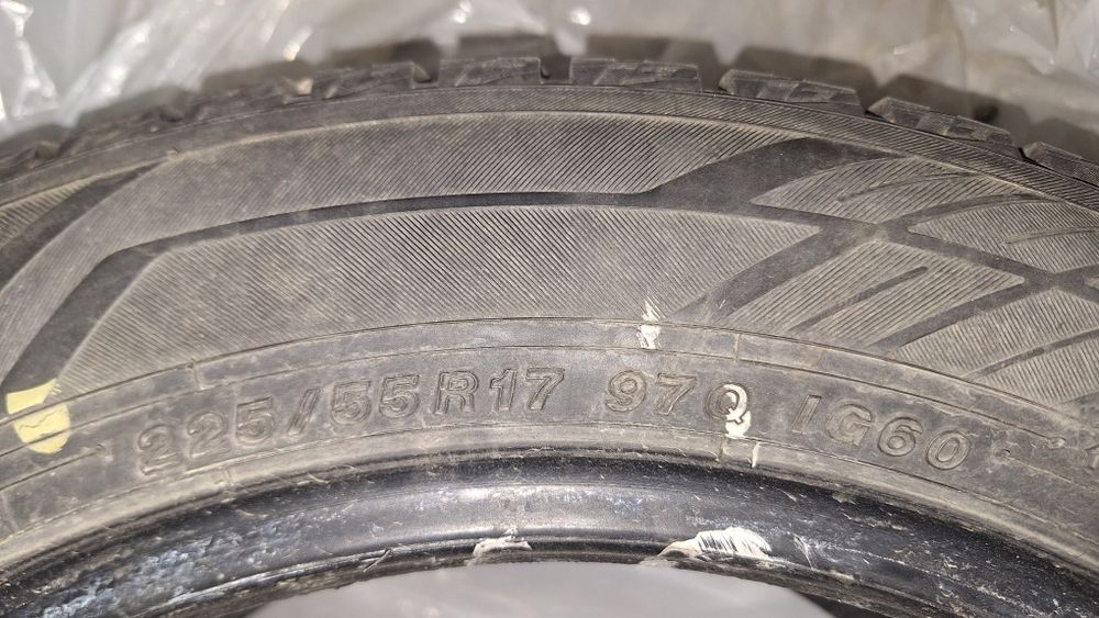 Продам зимние шины