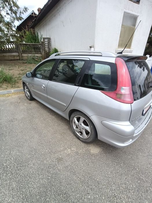 Se vinde Peugeot 206 sw