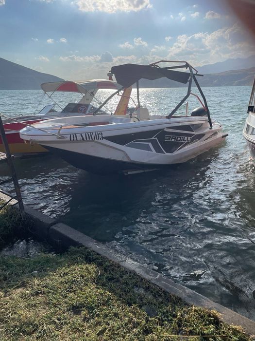 Продается катер.