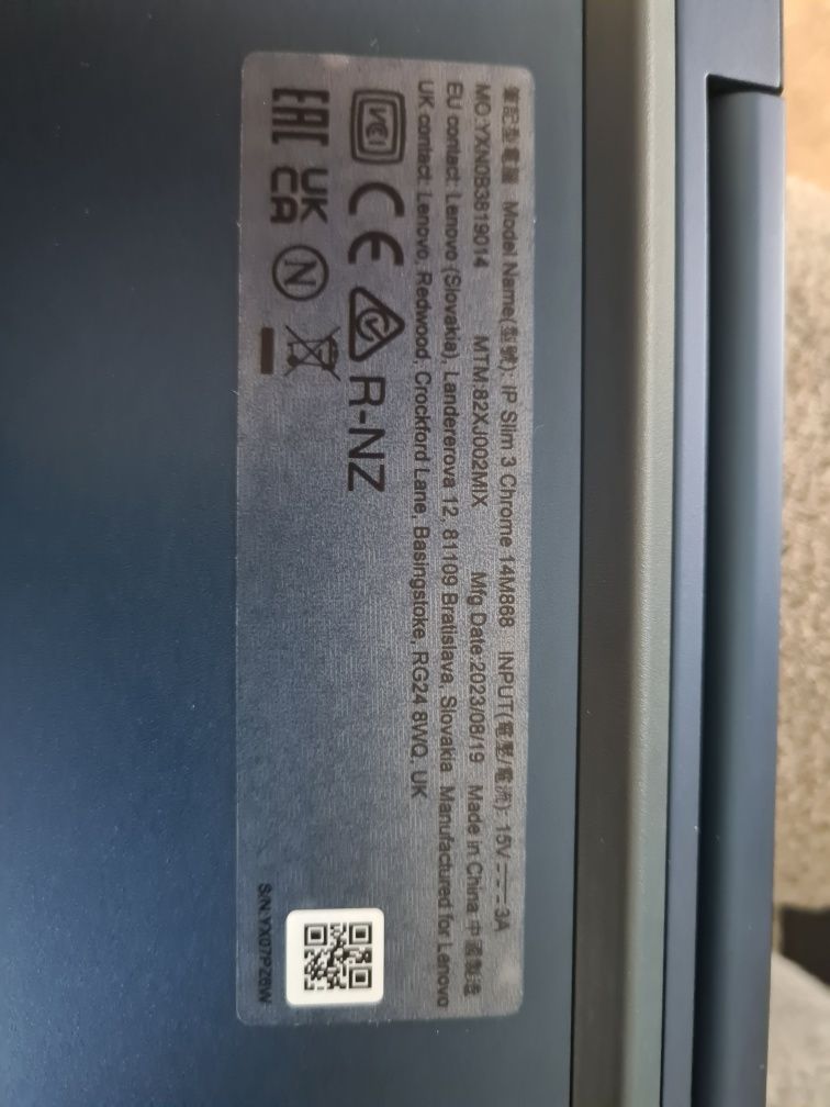 Chromebook Lenovo slim 3