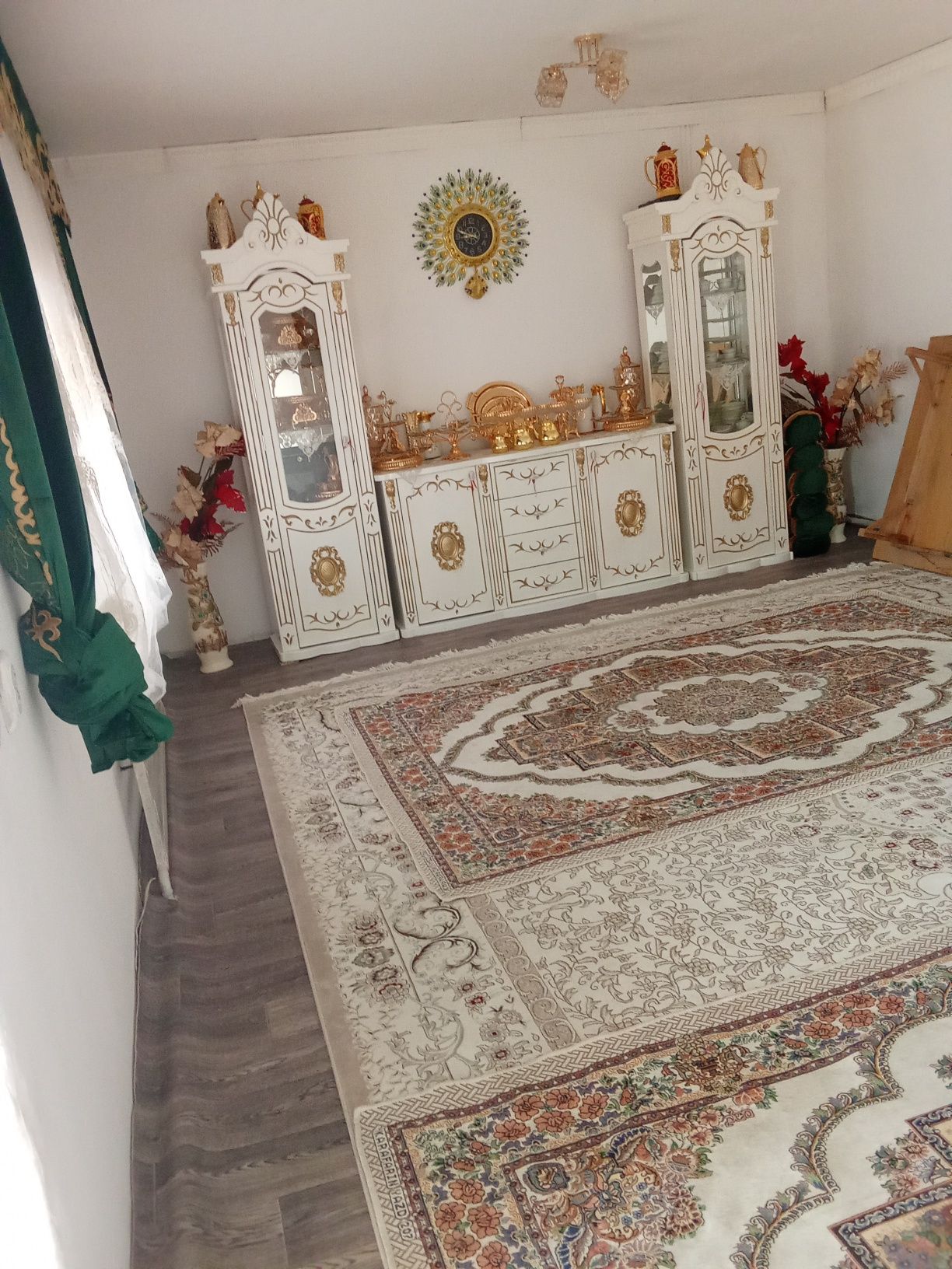 Тез арада саудасы бар
