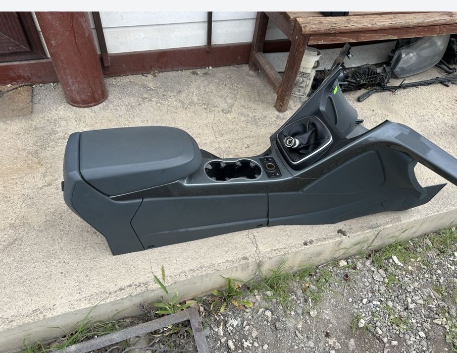 Подлакътник за Форд цмакс