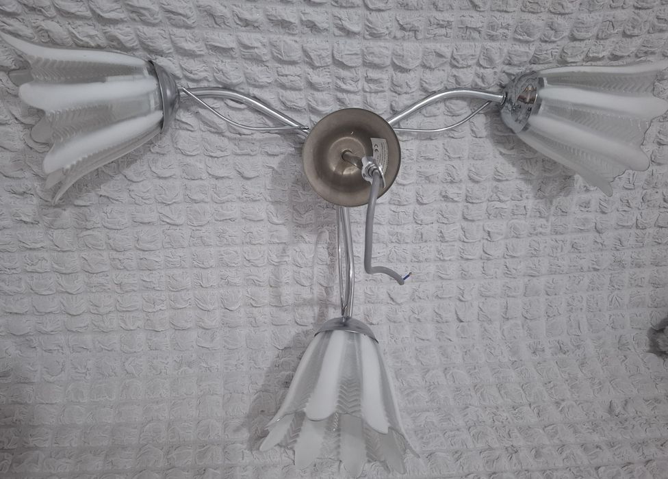 Полилей за кухня хол всекидневна коридор спалния