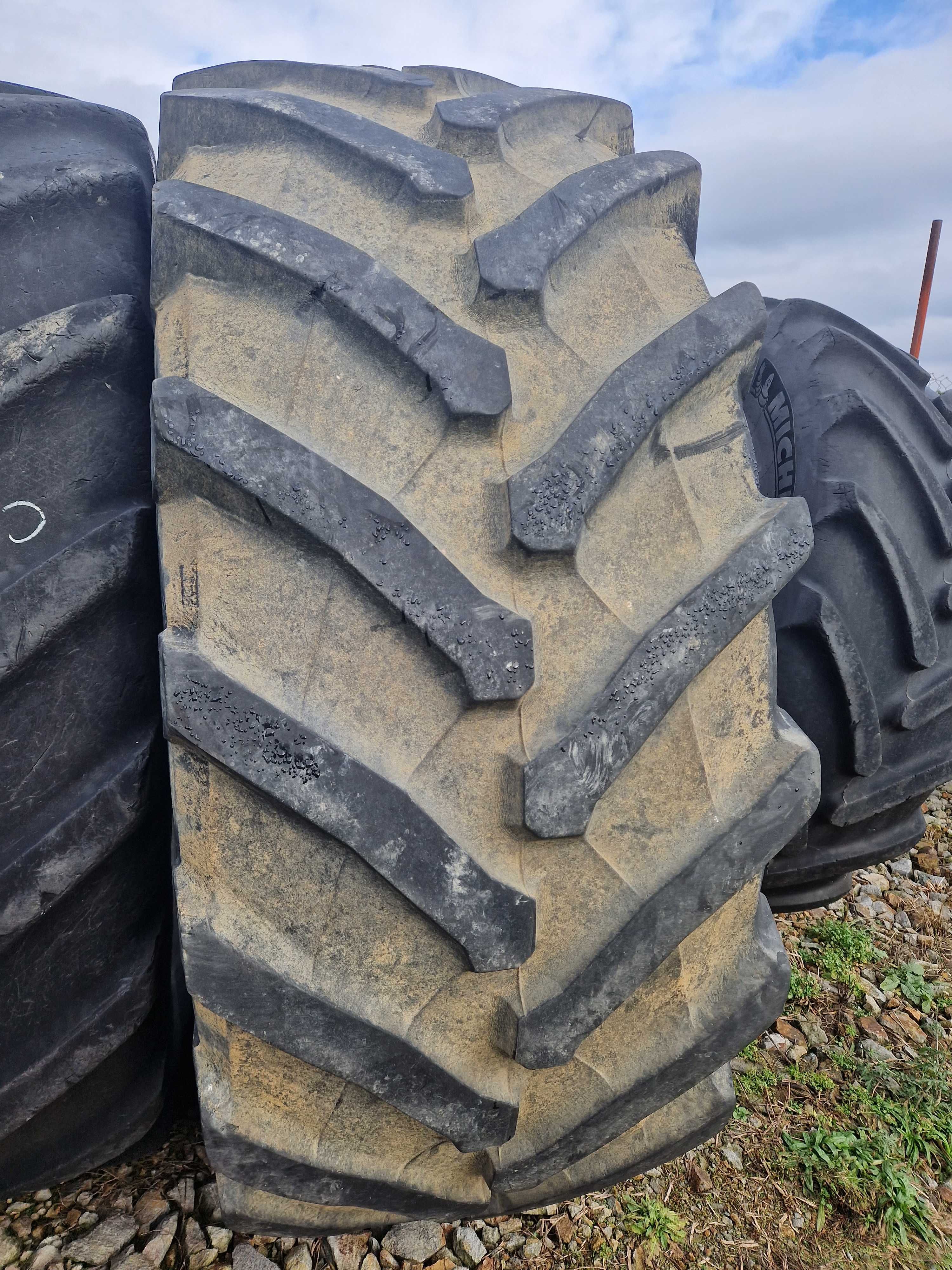 Cauciuc 650/65r42, Trelleborg, SH, John Deere, Case, Fendt!