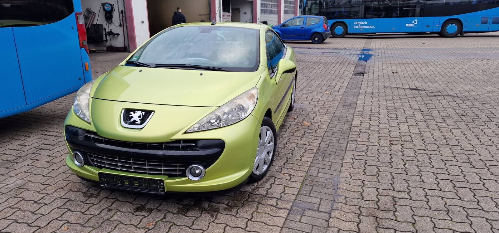 peugeot 207 cc ..