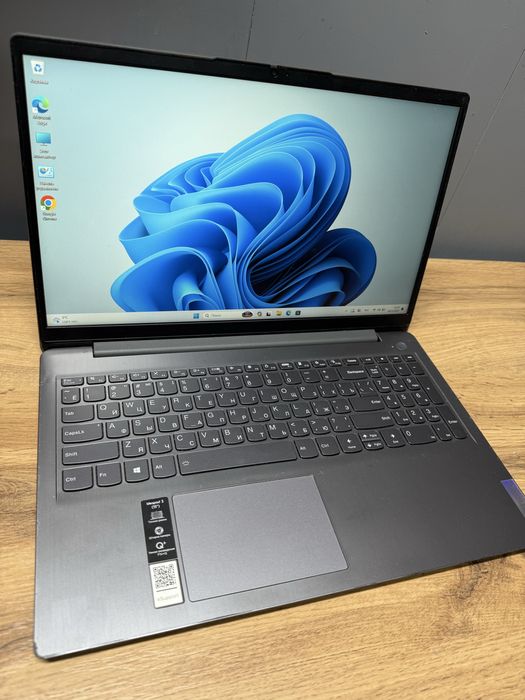 Ноутубк Lenovo core i3 11Gen / ssd 256/ озу 12
