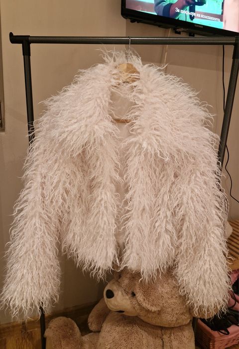 ново дамско палто косъм