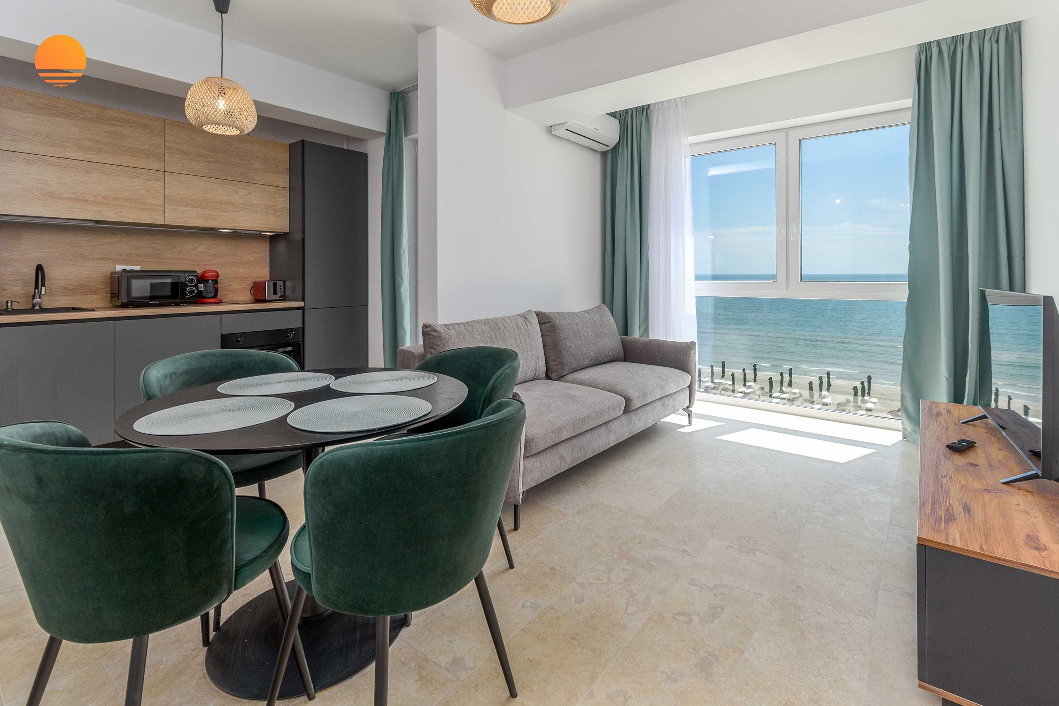 Cazare Azzurro Beachfront vedere la mare - Mamaia Sat - ByChoice