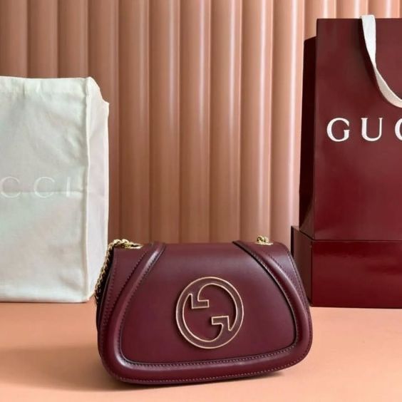 Gucci чанта бургунди бордо винено червена естествена кожа гучи